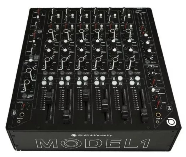 PLAYdifferently MODEL 1 analog mixer, Muziek en Instrumenten, Ophalen, Zo goed als nieuw