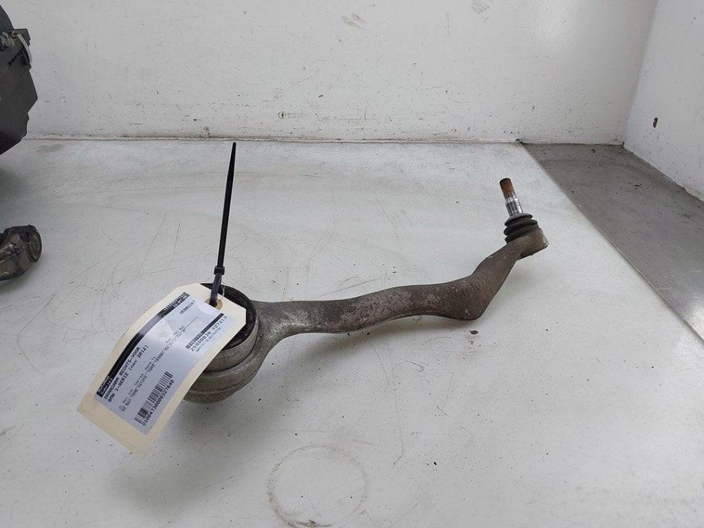 BRAS DE SUSPENSION AVANT DROIT (TRIANGLE) BMW 1 serie (F20), Utilisé, BMW, Petuelring 130
80809  München, DE, Bayerische Motoren Werke AG