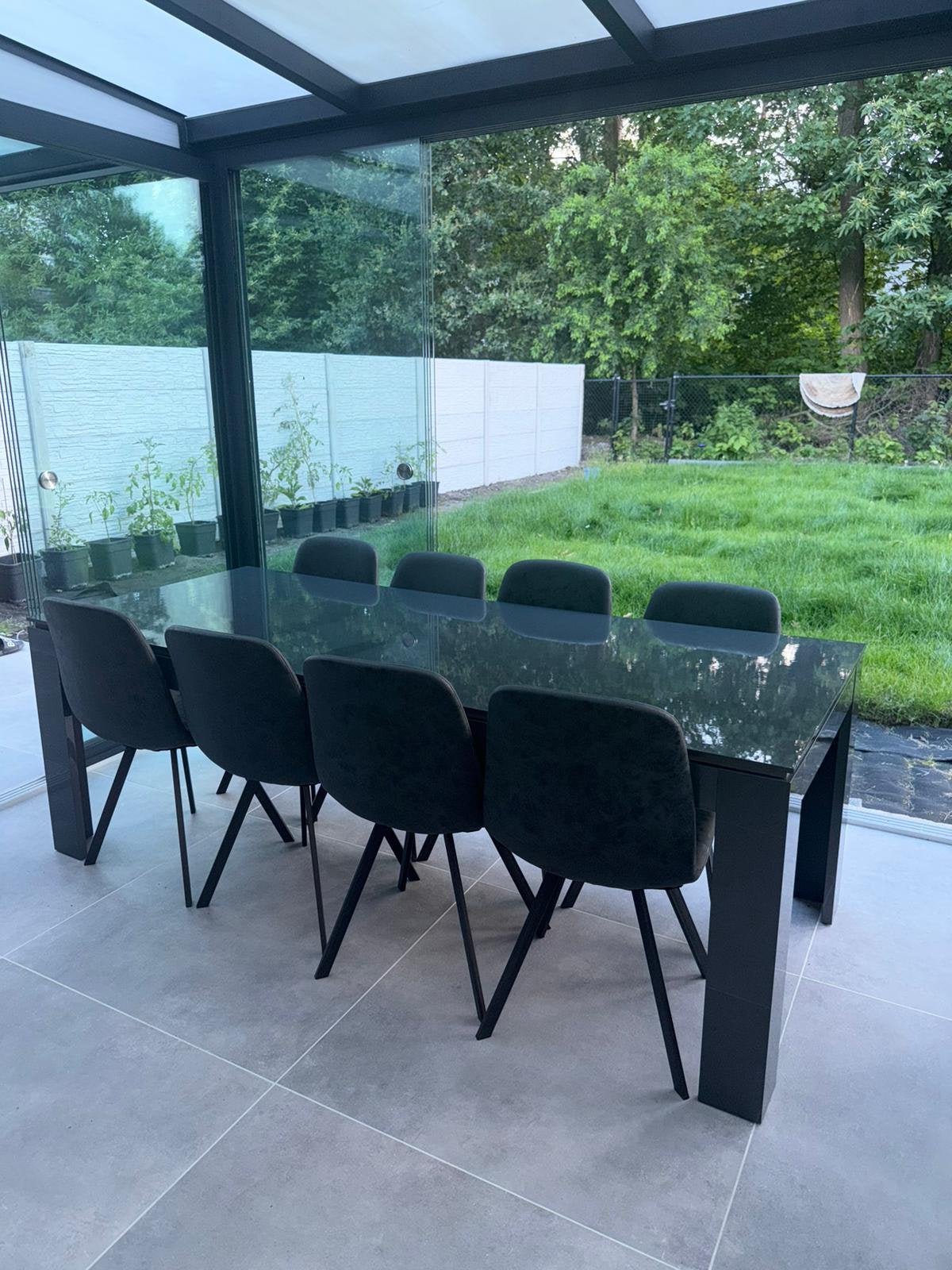 8 personen eettafel met 8 stoelen antreciet kleur, Huis en Inrichting, Tafels | Eettafels, Ophalen, Gebruikt, Vijf personen of meer