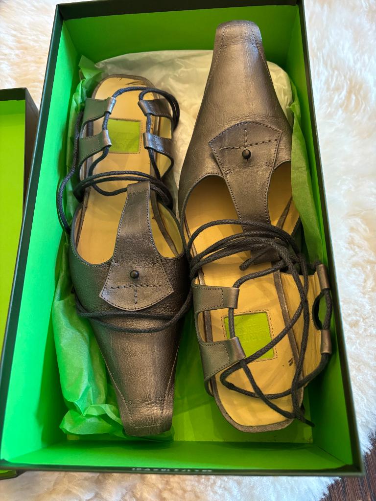 Schoenen, Kleding | Dames, Sandalen of Muiltjes, Zo goed als nieuw, Grijs, Ophalen