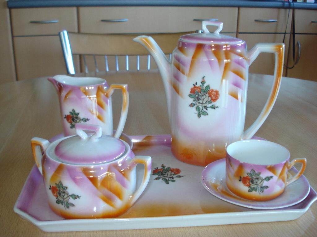 Vintage mini serviesje, Ophalen