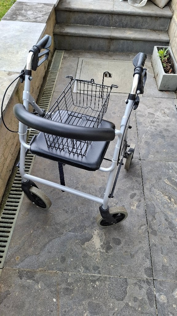 Rollator(2stuks), Enlèvement, Poids léger