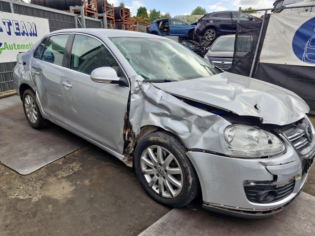 SCHOKBREKER RECHTS VOOR Volkswagen Jetta III (1K2), Gebruikt, Volkswagen, Volkswagen AG, Kundenbetreuung@volkswagen.de