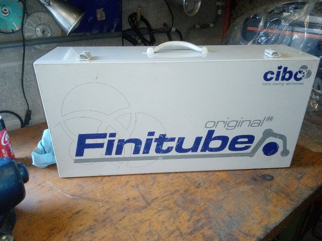 Cibo Finitube, Ophalen, Zo goed als nieuw, 1200 watt of meer, Bandschuurmachine