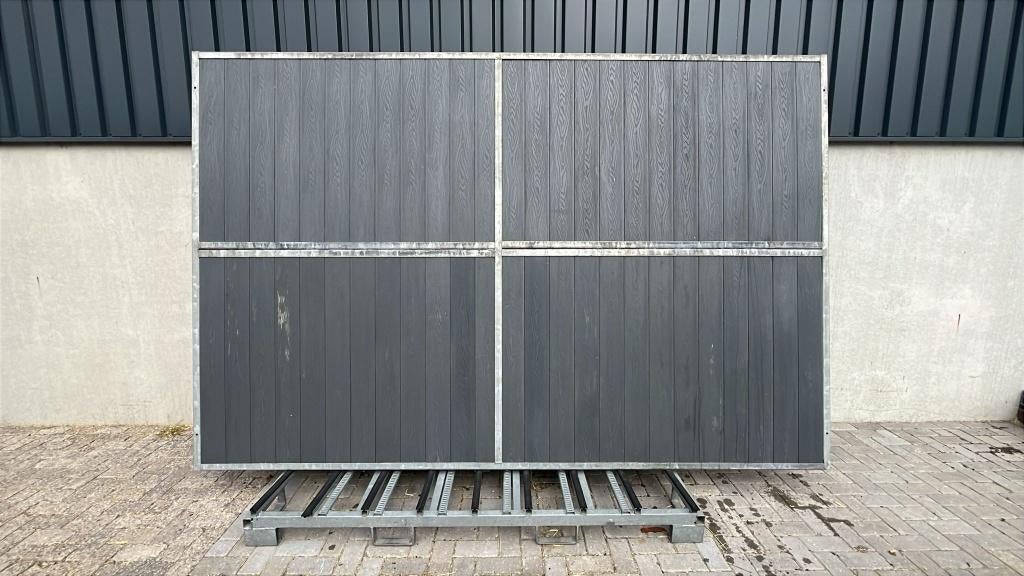 Tussenwand | 3090 x 2200 mm. | Nette staat, Weidegang