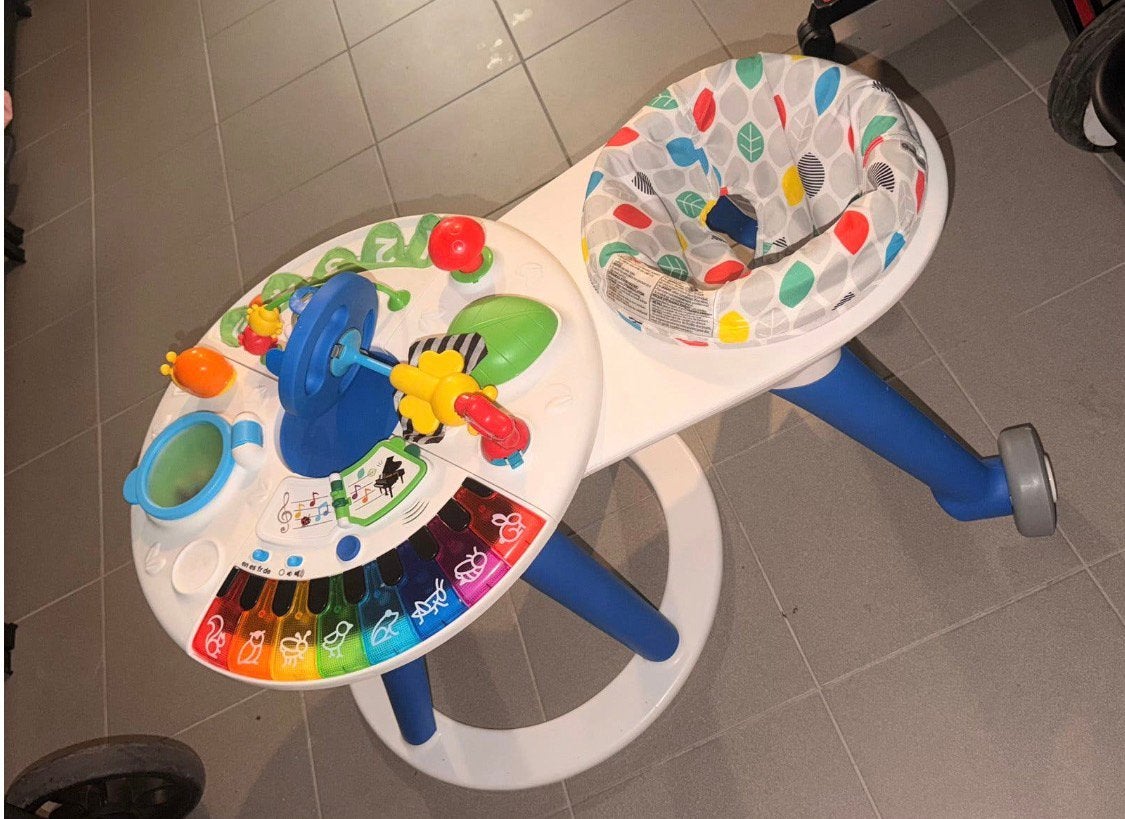 table d'activités Baby Einstein, Enlèvement, Comme neuf