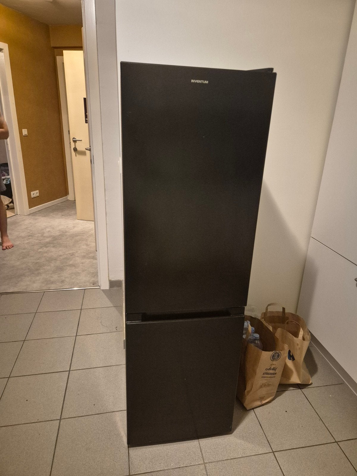Koelkast frigo met diepfreeze smal maat inventum, Ophalen