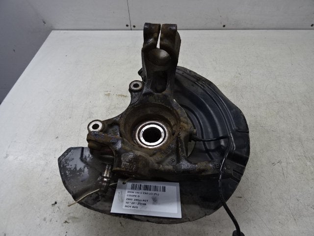 MOYEU DE ROUE AVANT GAUCHE BMW 3 serie (E92), Utilisé, BMW, Petuelring 130
80809  München, DE, Bayerische Motoren Werke AG