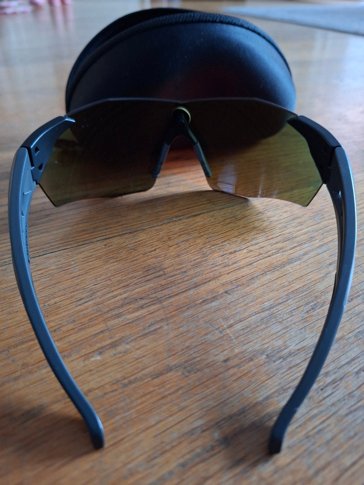 Lunettes de vélo Assos Skhrabab, Vélos & Vélomoteurs, Envoi