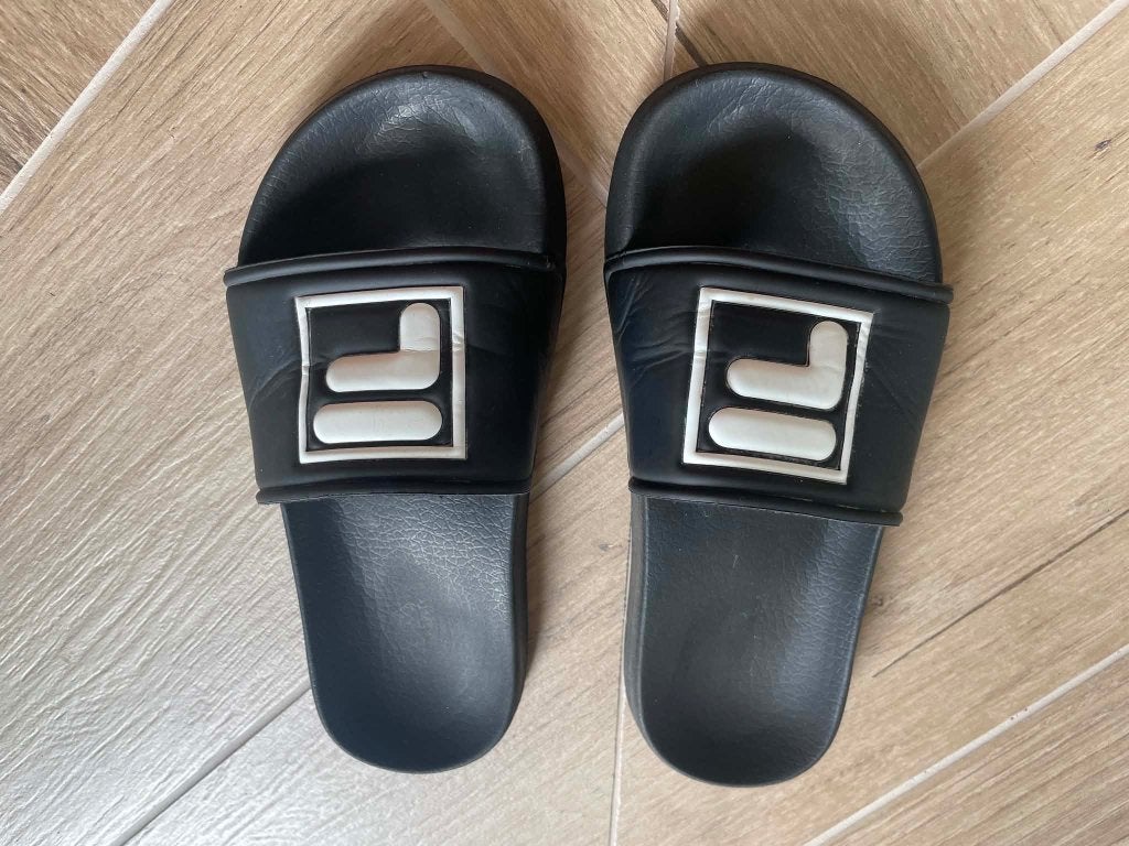Slippers Fila maat 38, Vêtements | Hommes, Chaussons, Enlèvement ou Envoi, Comme neuf, Fila
