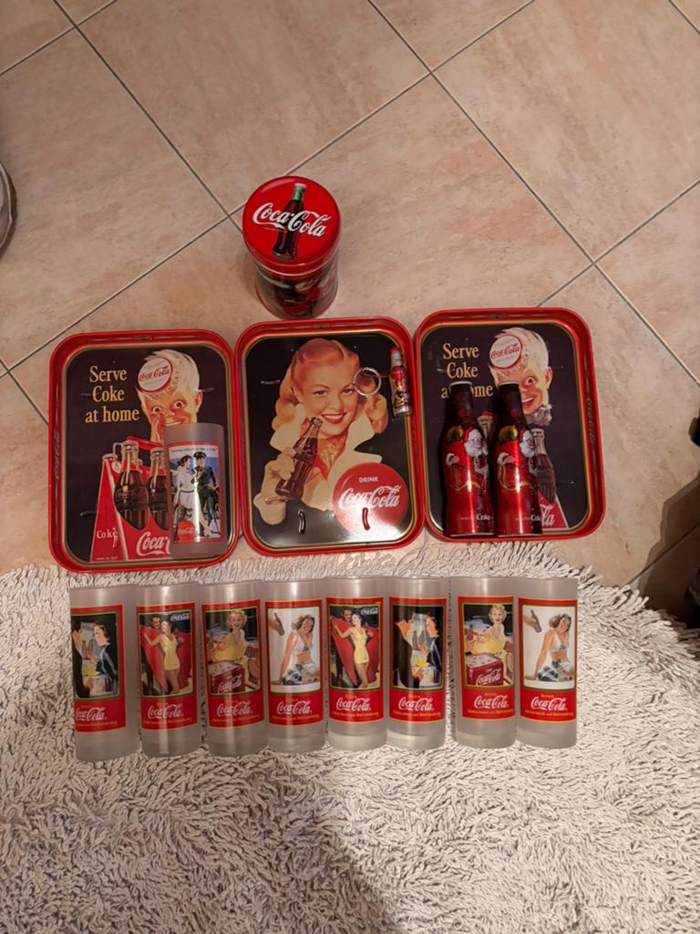 Coca cola glazenzet en varia, Ophalen, Zo goed als nieuw