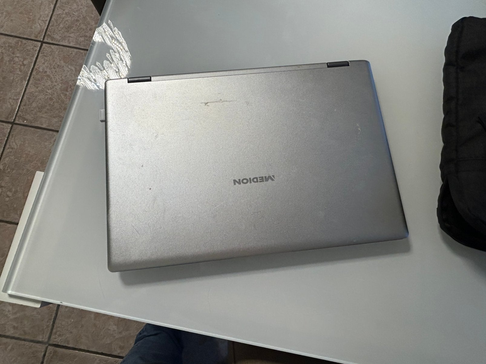 Te koop: Medion laptop – voor onderdelen of herstelling, Computers en Software, Ophalen, Gebruikt