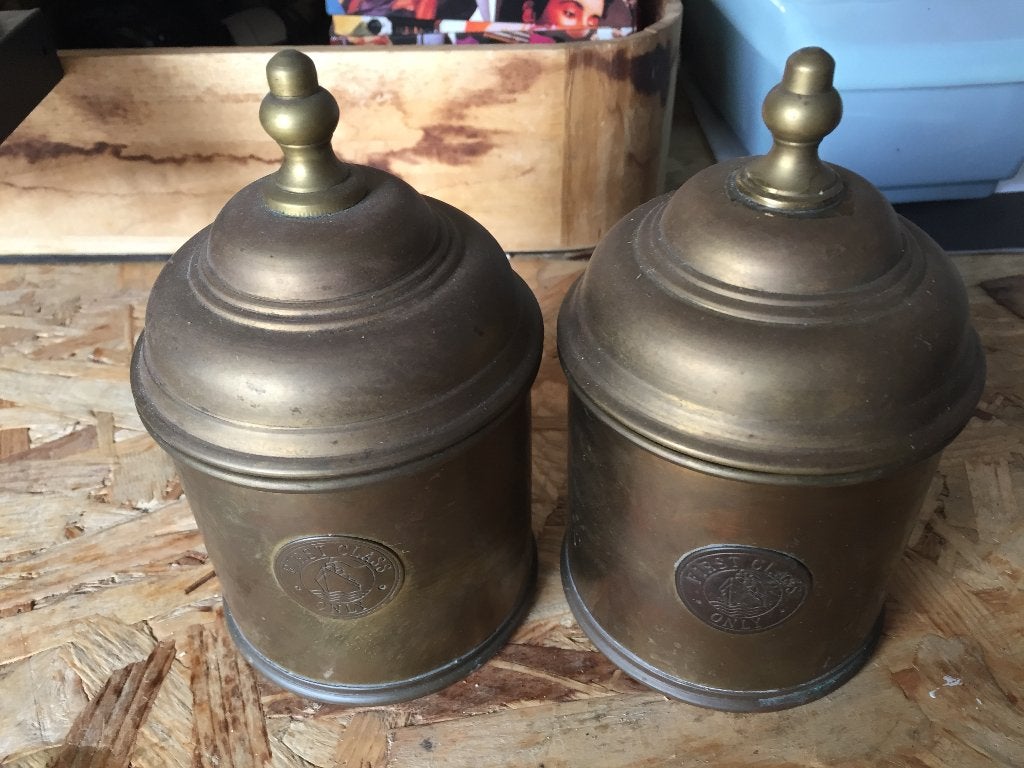 objets de décoration, Enlèvement