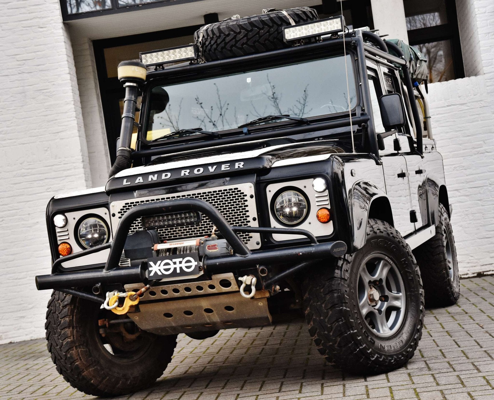 Land Rover Defender 110 DCPU CREW CAB 2.2 TD * CAMPER / DESS, Autos, Euro 5, Achat, Entreprise, Boîte manuelle