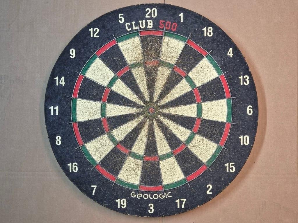 Dartbord voor stalen pijltjes, Enlèvement ou Envoi, Utilisé, Cible de fléchettes