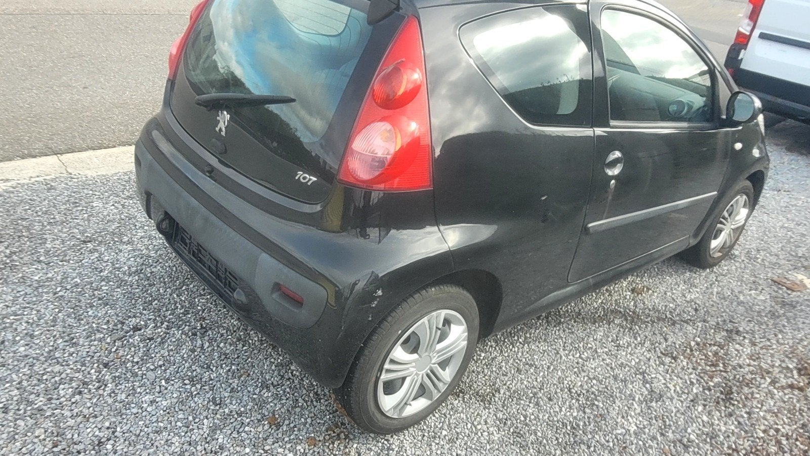 PEUGEOT 107+ AUTOMATIQUE+2008+AIRCO+CTOK+FEUILLE ROSE 2999EU, Achat, 50 kW, Entreprise, Berline