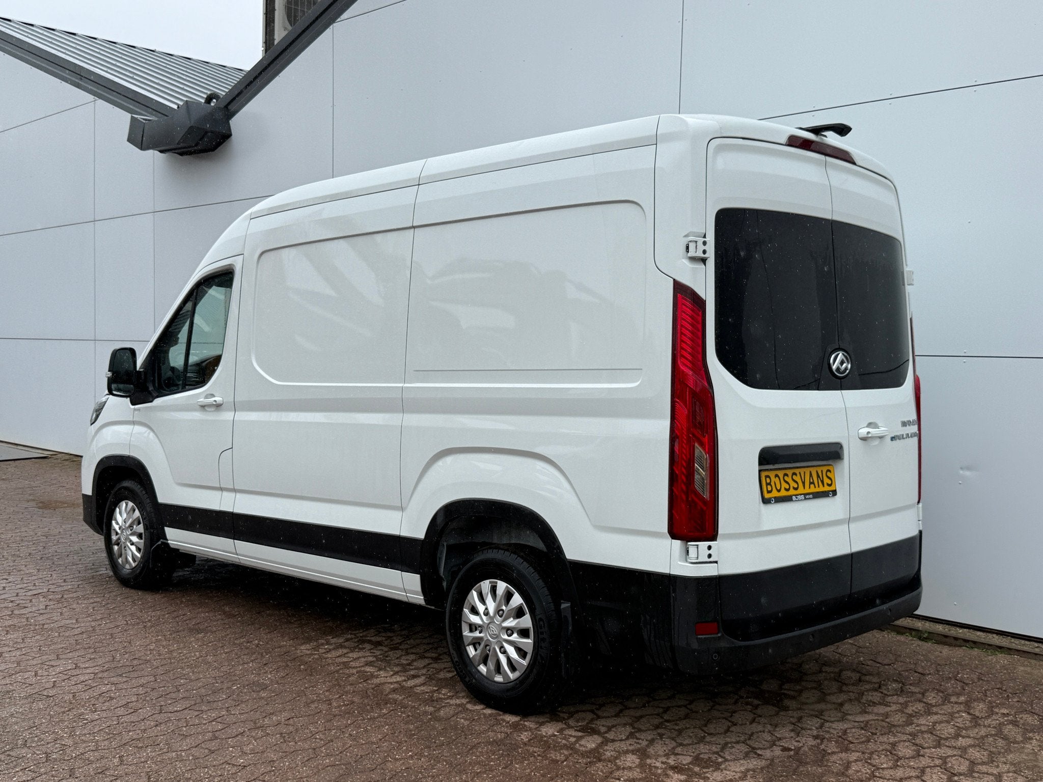 Maxus eDeliver 9 77kWh 204PK Nieuw model! L2H2 Glaspack/Camp, Automaat, 0 cilinders, Gebruikt, Wit