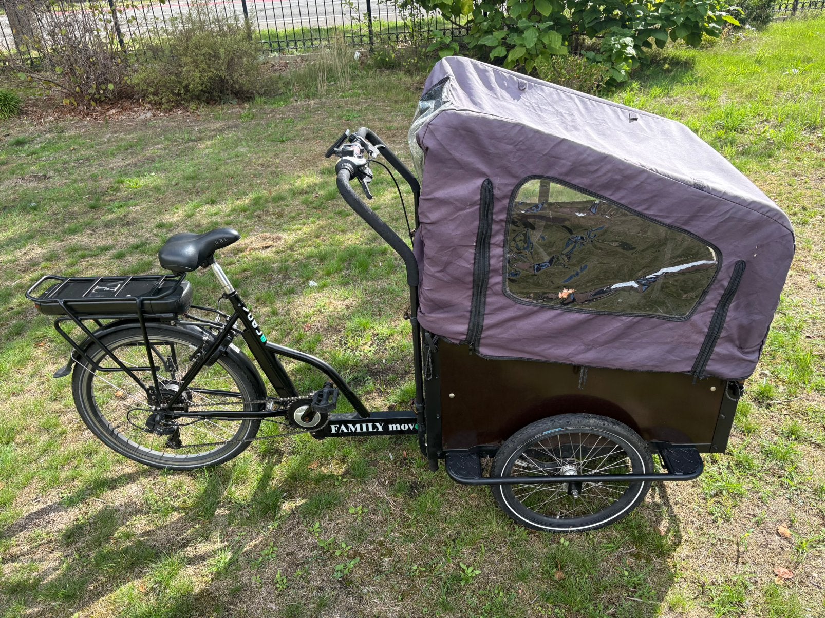 Elektrische troy bakfiets met huif, brengen mogelijk, Fietsen en Brommers, Ophalen of Verzenden, Zo goed als nieuw, 4 kinderen of meer