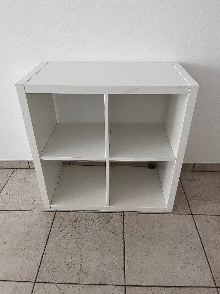 Kallax kastje wit 4 vakken 2 stuks, 25 à 50 cm, Avec tablette(s), Enlèvement, Utilisé