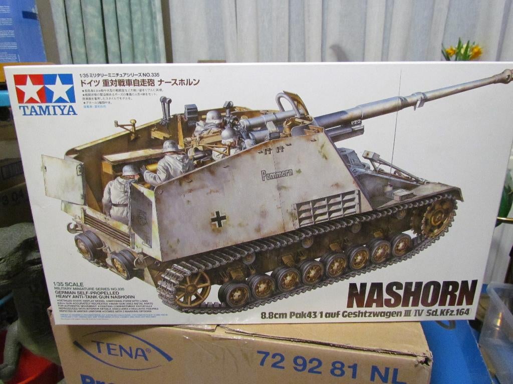 TAMIYA HEAVY anti-tank gun nashorn 1/35e, Enlèvement, Neuf, Plus grand que 1:32