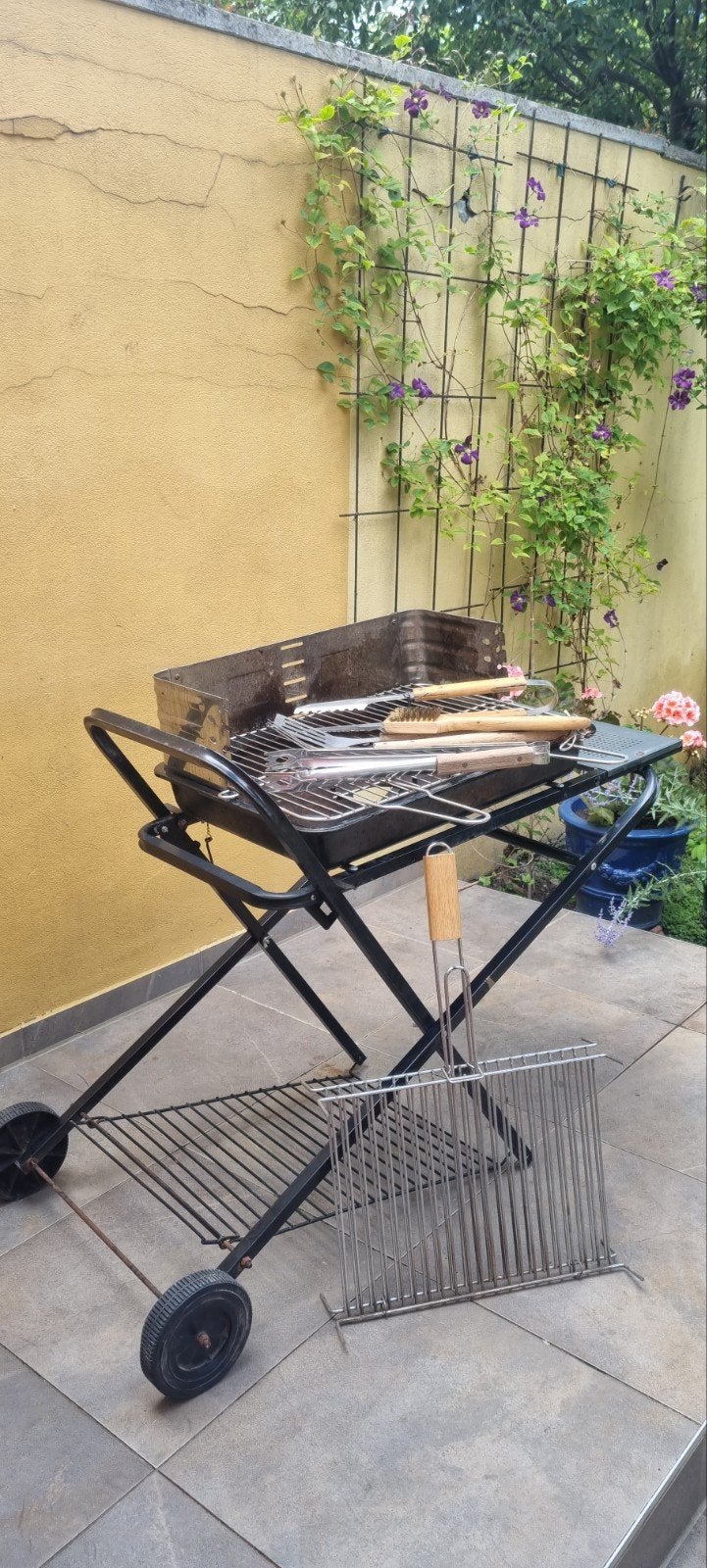 BBQ d'occasion à vendre en bon état, Enlèvement, Avec accessoires