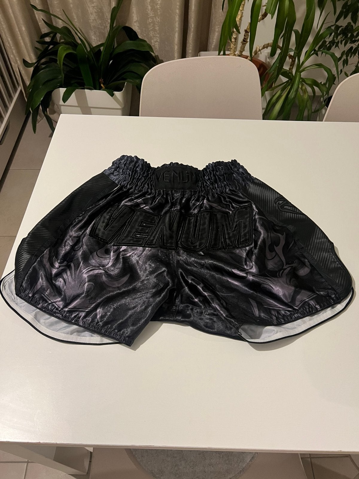 Venum short special edition, Sport en Fitness, Ophalen of Verzenden, Zo goed als nieuw