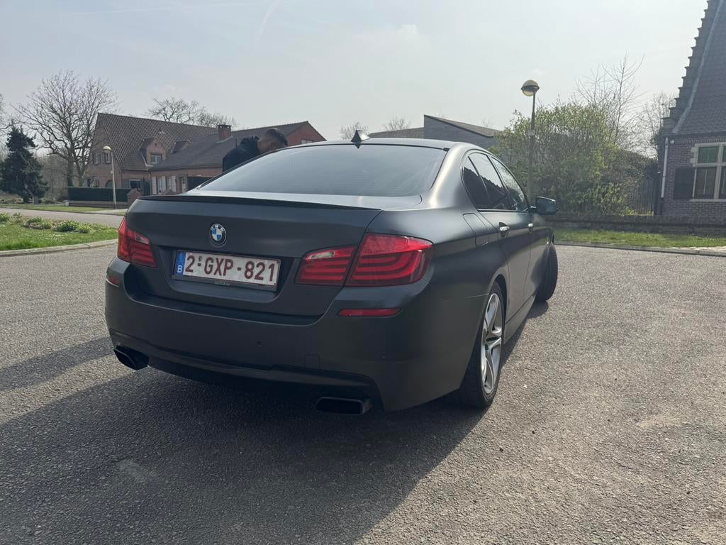 Bmw m550d, Autos, Cuir, Euro 5, Noir, 5 portes