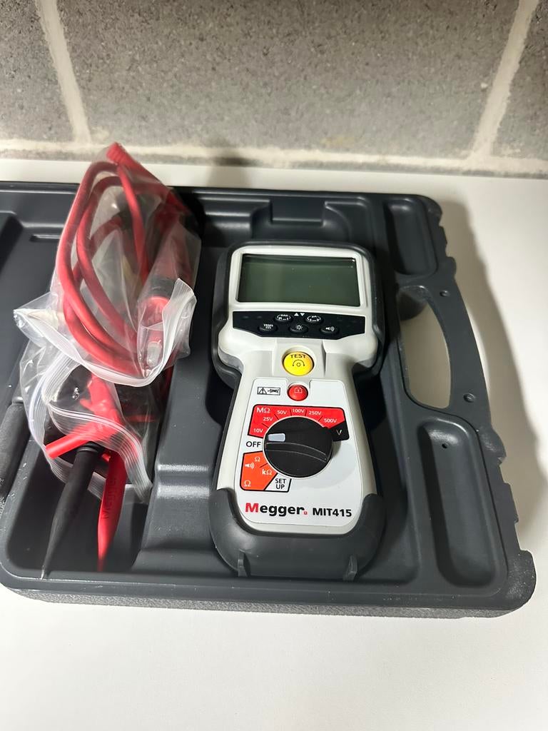 Megger MIT415, Enlèvement, Neuf, Électricité