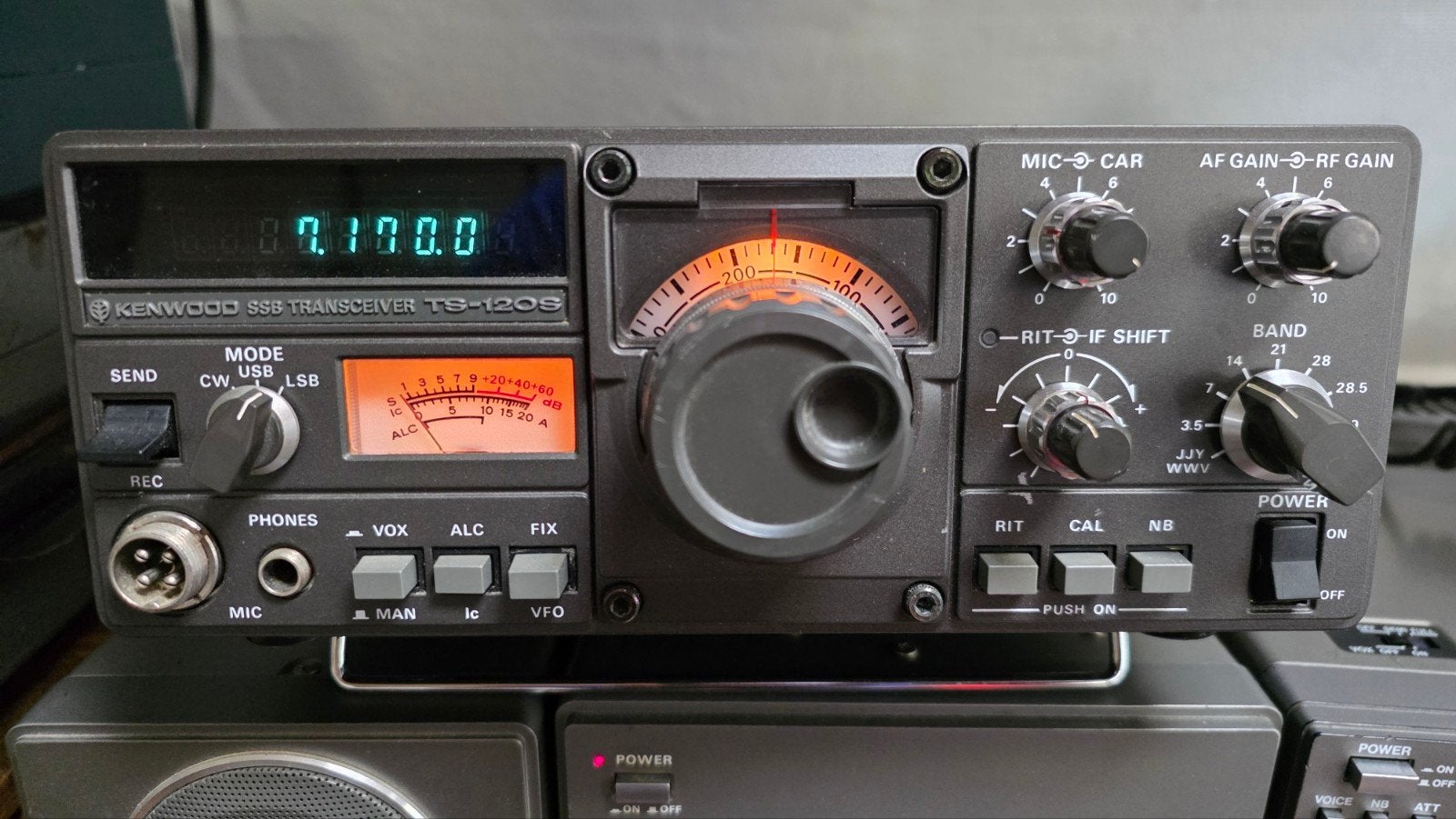 Vintage Kenwood TS-120S, Telecommunicatie, Ophalen of Verzenden, Refurbished, Zender en Ontvanger