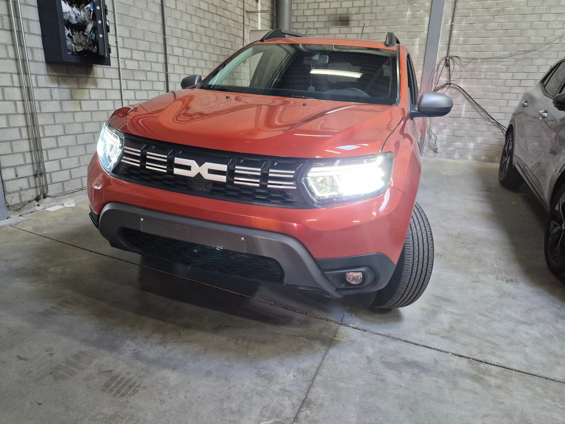 Dacia Duster TCe Extreme EDC AUTOMATIC - LEZ VALID 2035 - 1s, Autos, 1332 cm³, Achat, Entreprise, Carnet d'entretien