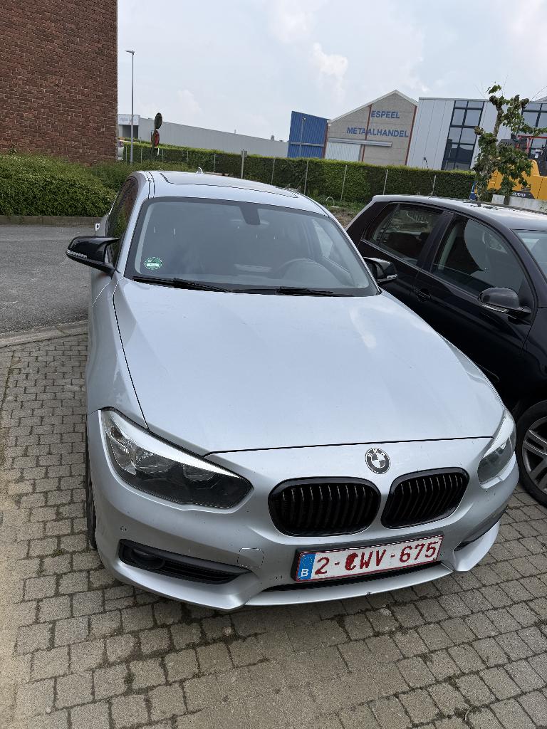 Bmw 116i 2019, Auto's, BMW, 5 deurs, Particulier, Dealer onderhouden, Zilver of Grijs