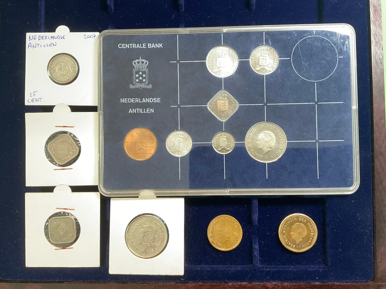Antilles néerlandaises - belle collection de pièces - divers, Timbres & Monnaies, Envoi, Amérique centrale, Série