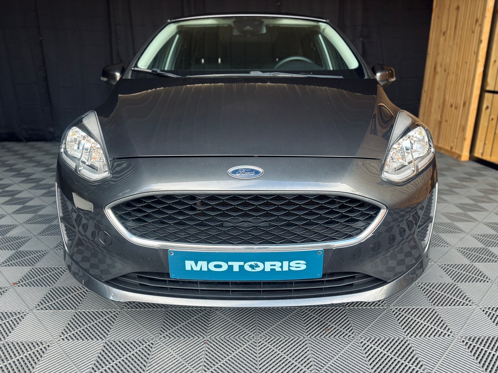Ford Fiesta GARANTIE 12 MOIS, Auto's, Voorwielaandrijving, Stof, Bluetooth, https://public.car-pass.be/vhr