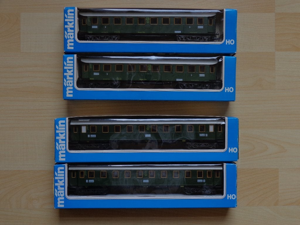 Marklin ho DRG Lot de 4 Voitures 4141 (2) et 4143 (2)., Ophalen of Verzenden, Gebruikt, Wagon