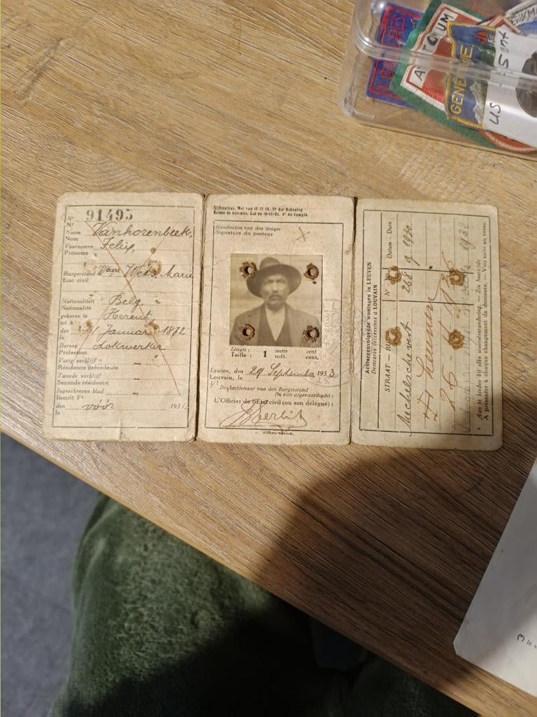 Oude identiteit, Ophalen of Verzenden