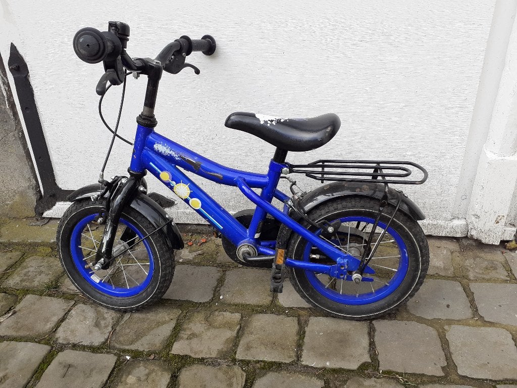 Jongensfiets 12 inch, Fietsen en Brommers, Fietsen | Kinderfietsjes, Ophalen, Zo goed als nieuw, Minder dan 16 inch, Zijwieltjes