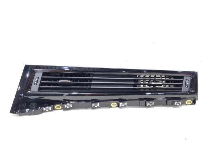 Grille aération tableau de bord d'un Audi A1, -, 3 mois de garantie, Audi, Utilisé