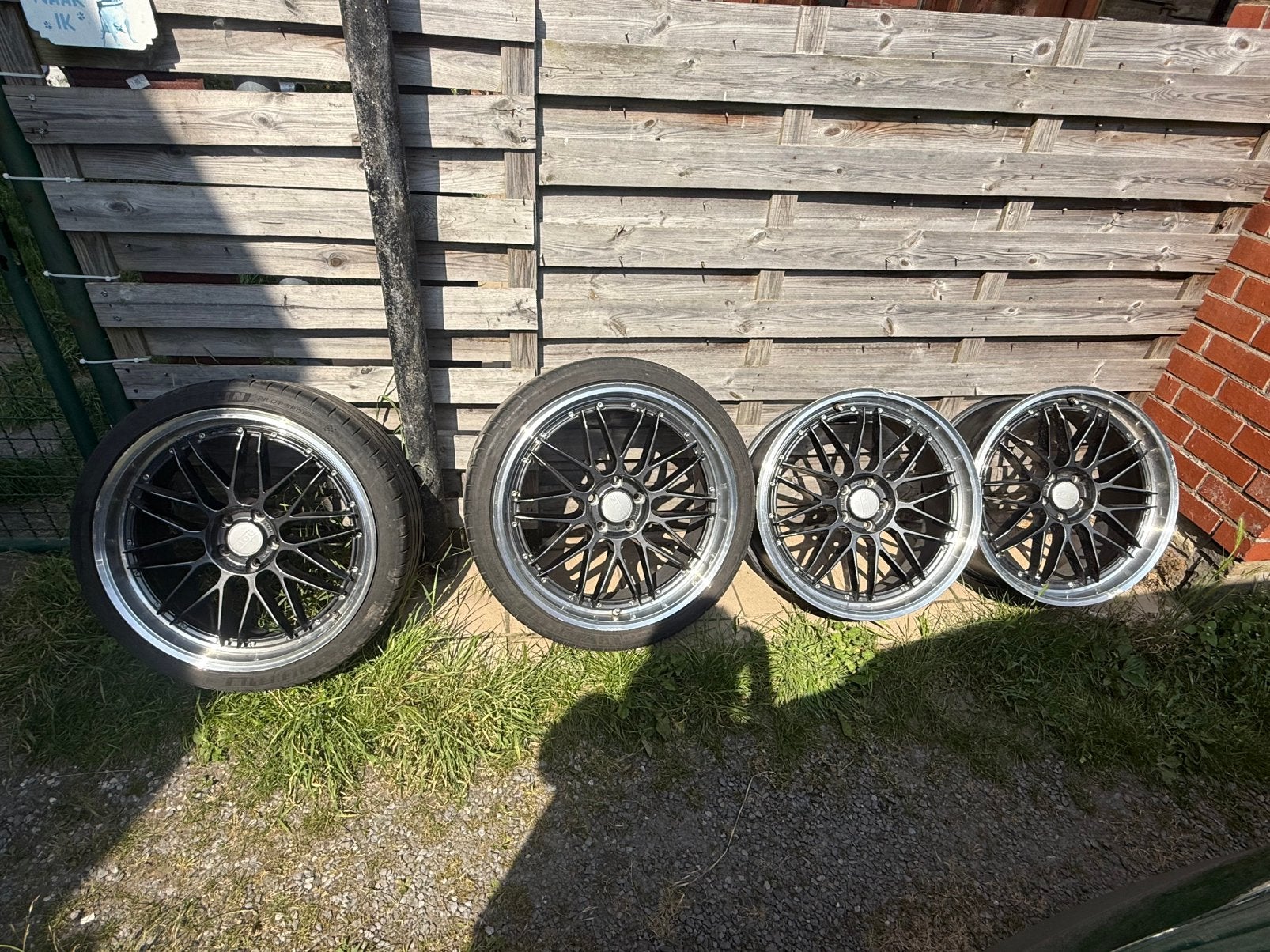 Opmaakset Dotz Revvo, Ophalen, Velg(en)
