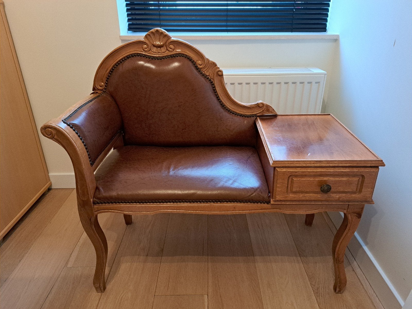 Authentiek vintage telefoonbankje, Antiek en Kunst, Ophalen