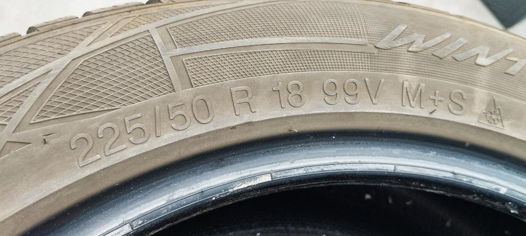 Set winterbanden 225/50/18 Vredestein, Ophalen, 18 inch, Gebruikt, Winterbanden