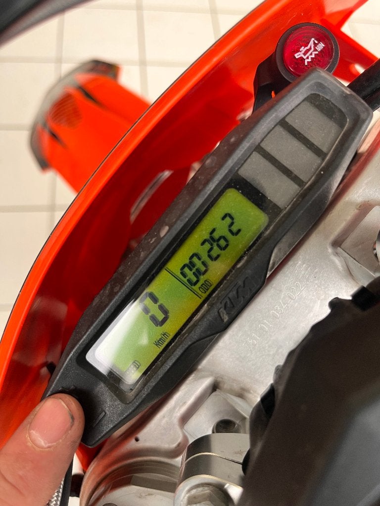 KTM EXC 300 TPI MY20 8,5 heures et 262 km ! ! !, Motos, Motos | KTM, 300 cm³, Entreprise, Jusqu'à 11 kW, Neuf