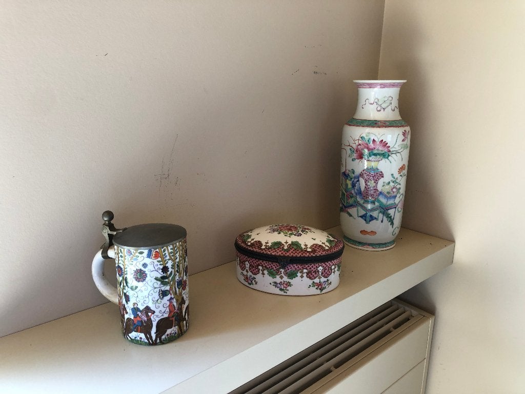 Porselein, glazen, schilderij, wijnvat, koffieset,....., Enlèvement, Utilisé, Plastique