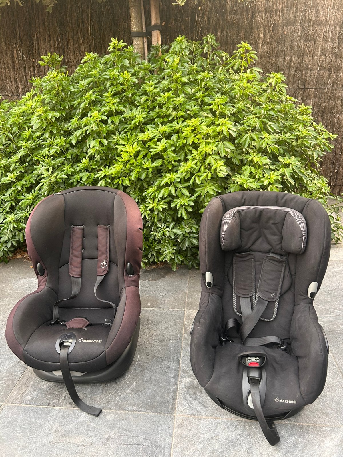 2 maxi cosi’s (1 draaibaar, 1 vast) categorie 9-18 kg, Enlèvement, Comme neuf, Isofix