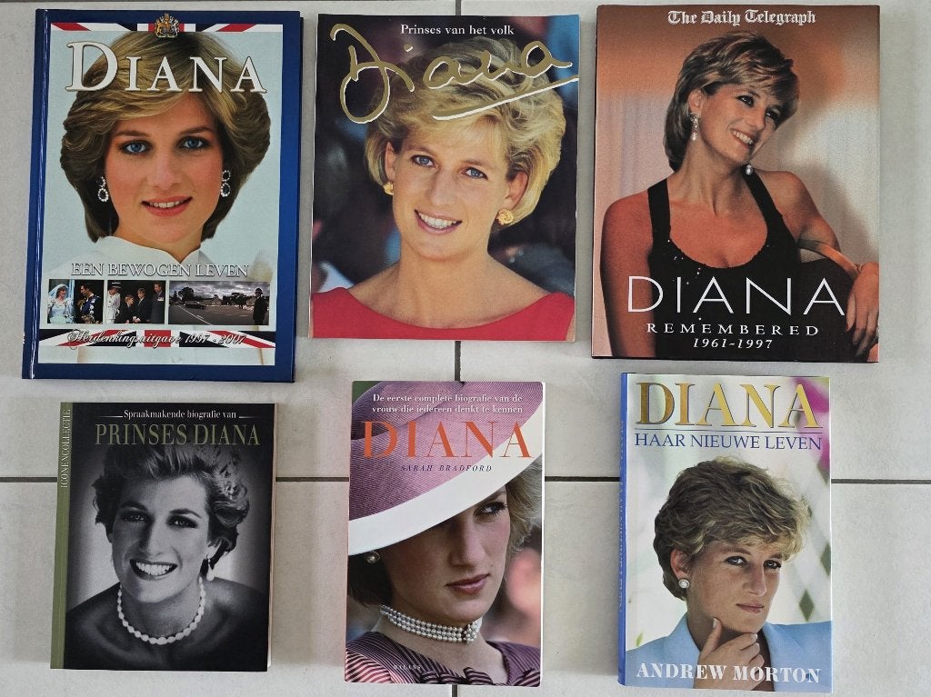 Boeken Prinses Diana, Ophalen of Verzenden, Gelezen, Diverse auteurs, Overige