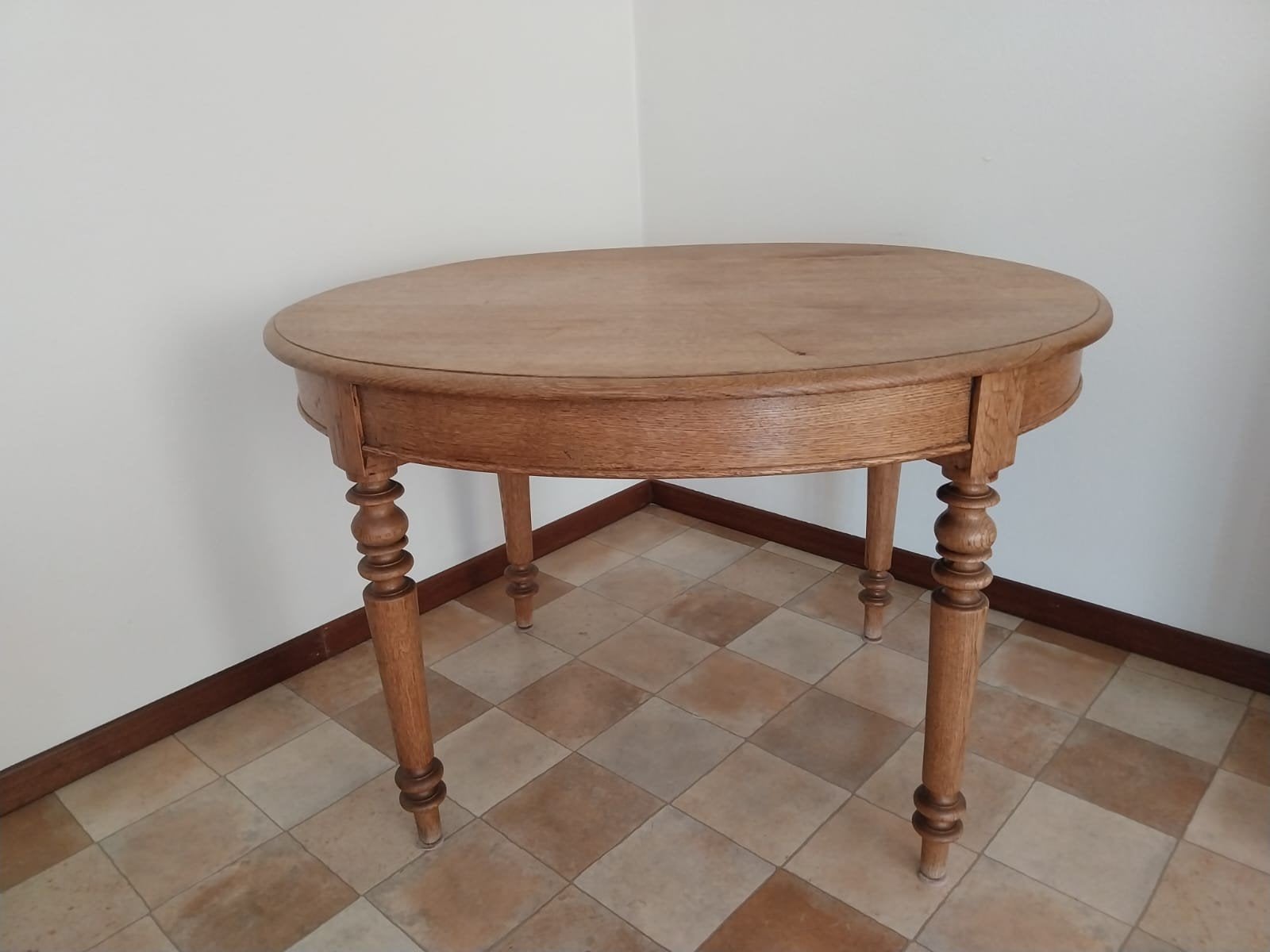 Table ronde en chêne style Herve, Enlèvement
