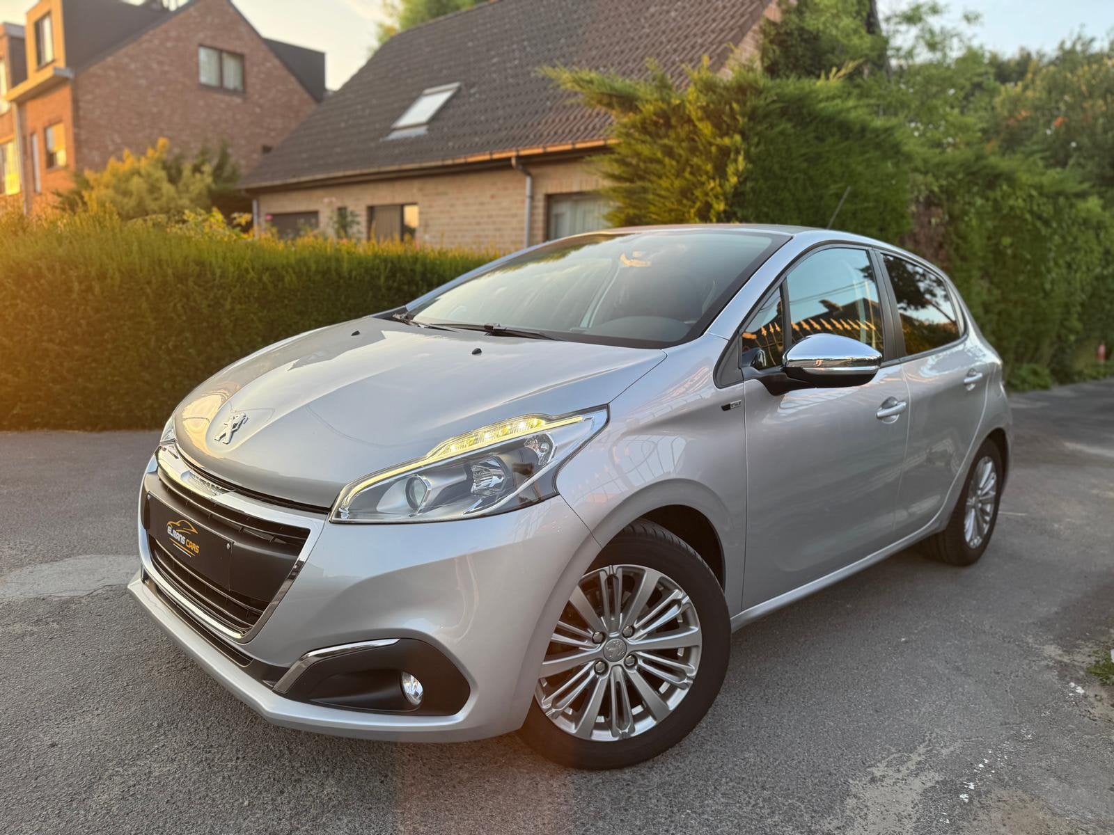 PEUGEOT 208 STYLE – 1STE EIGENAAR – CRUISE CONTROL, Argent ou Gris, Achat, Euro 6, 5 portes