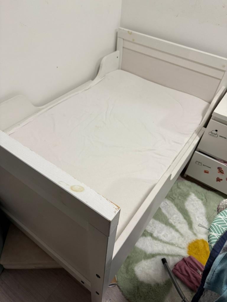 Kinderbed Ikea, Enlèvement, Matelas
