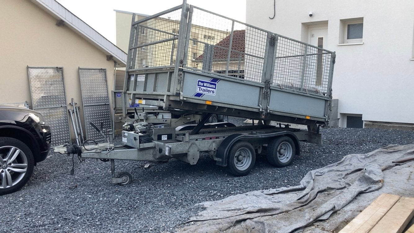 Benne ifor williams 3500 kg, Enlèvement