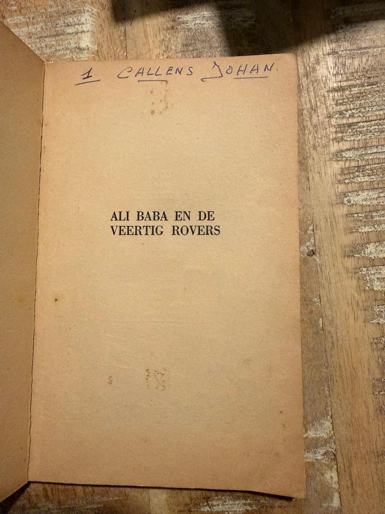 Ali Baba en de veertig rovers - A.D. Hildebrand, Ophalen of Verzenden, Gelezen, A.D. Hildebrand