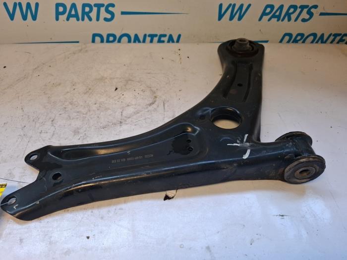 Bras de suspension avant gauche d'un Volkswagen Caddy, Volkswagen, -, 3 mois de garantie, Utilisé